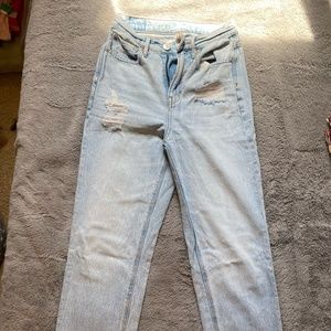 American Eagle Mom Jeans